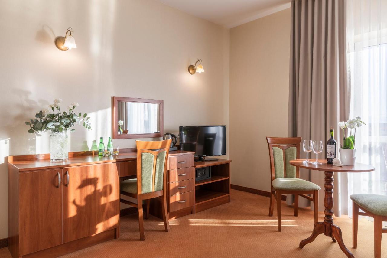 Bursztyn - Bernstein Spa & Wellness Dąbki Kültér fotó